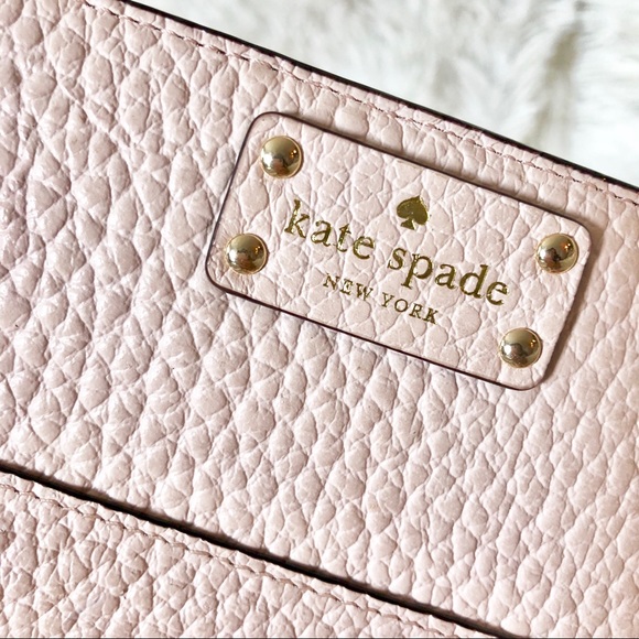 Kate Spade- soft pink Cameron st wallet - Picture 2 of 8